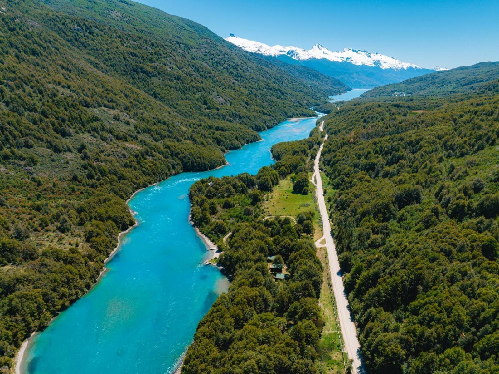 Cabañas Rápidos del Río Baker Puerto Bertrand Esterno foto
