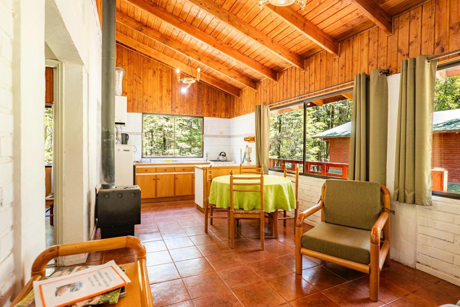 Cabañas Rápidos del Río Baker Puerto Bertrand Esterno foto